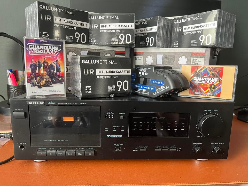 Lecteur de cassettes Uher UCT-235c + accessoires, Enlèvement ou Envoi, Commandes tactiles