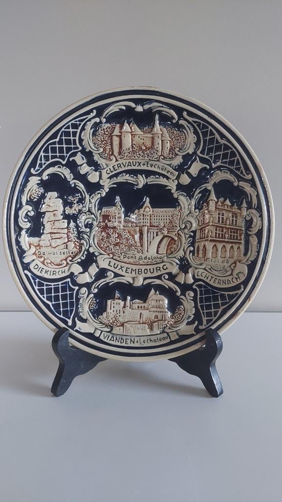Wandbord Luxembourg -Clervaux-Diekirch- Echternach - Vianden, Antiquités & Art, Enlèvement ou Envoi
