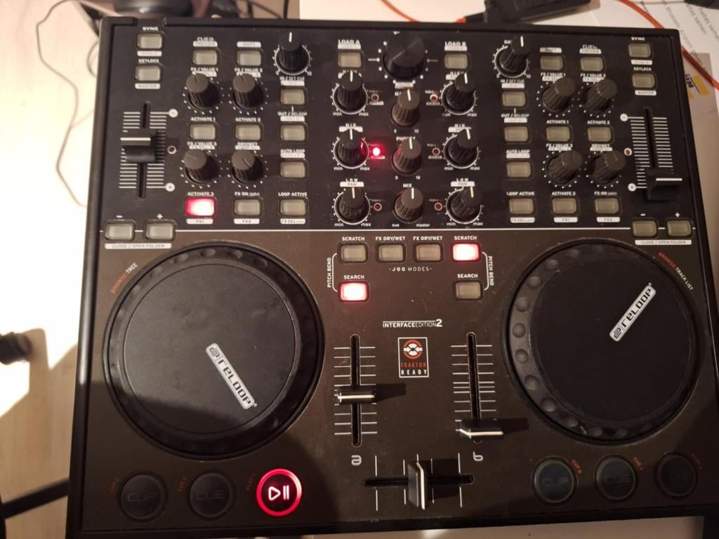 Reloop Digital Jockey 2 interface inclusief flightcase, Muziek en Instrumenten, Dj-sets en Draaitafels, Ophalen, Gebruikt, Dj-set