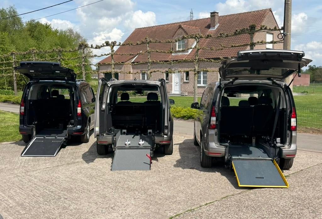 ♿️️️GEVRAAGD: Rolstoel Invalide Mindervalide Handicapé TPMR, Auto's, Bedrijf, Te koop, Aangepast voor mindervaliden