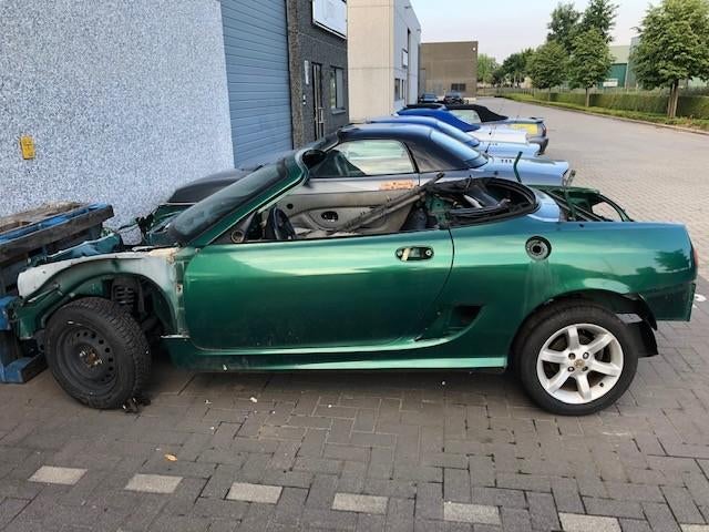 Véhicules de démolition / projets / donateurs MGF MG TF MG F, Autos : Divers, Voitures accidentées, MG, Boîte manuelle, Essence