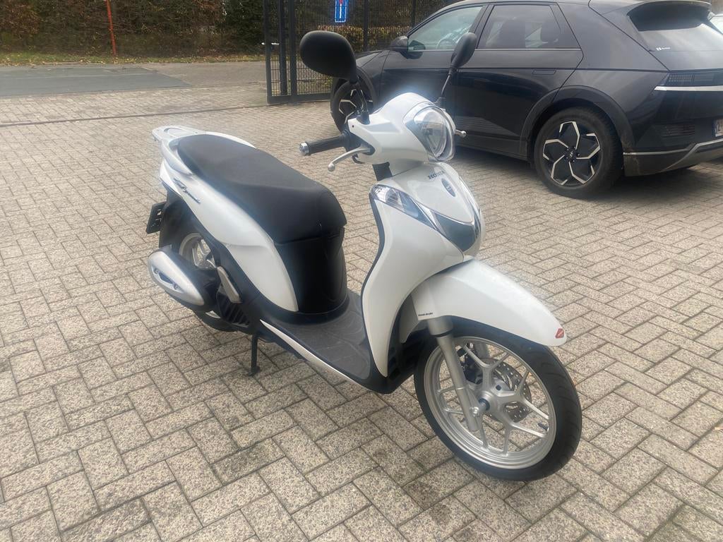 Honda SH 125*2015*Uniek 61 KM*Nieuwstaat., Motos, Entreprise, 1 cylindre, 125 cm³, Jusqu'à 11 kW