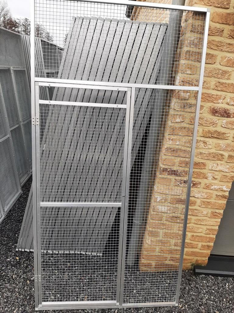 PANNEAU DE PORTE AVEC MANGEOIRE À 3 BACS. (NOUVEAU), Enlèvement, Neuf, Aluminium