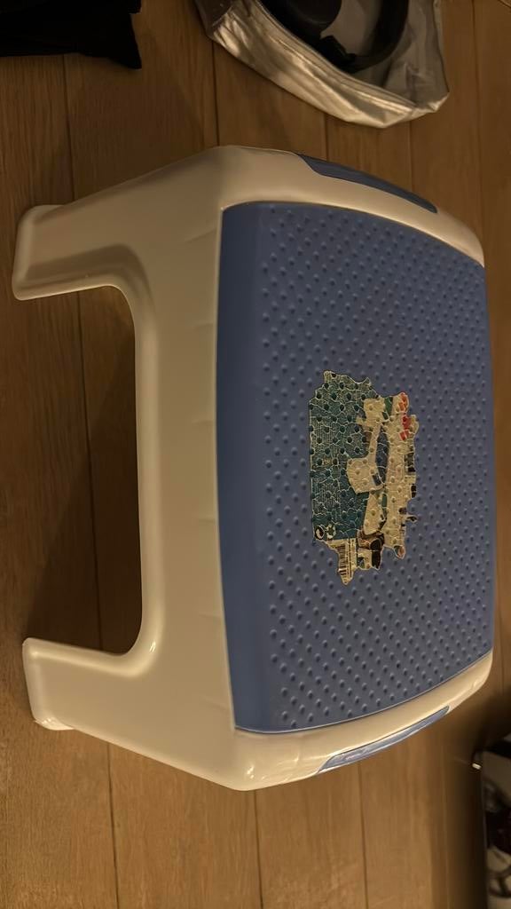 Plastic opstapje kinderen, Kinderen en Baby's, Ophalen of Verzenden, Zo goed als nieuw