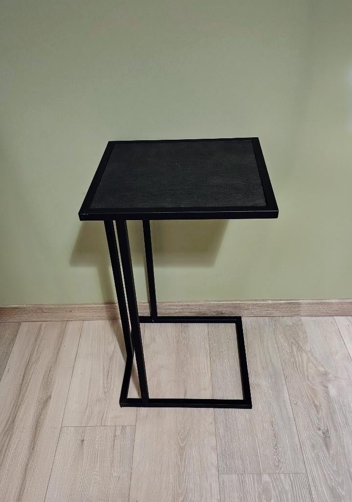 Table d'appoint, Enlèvement, Comme neuf