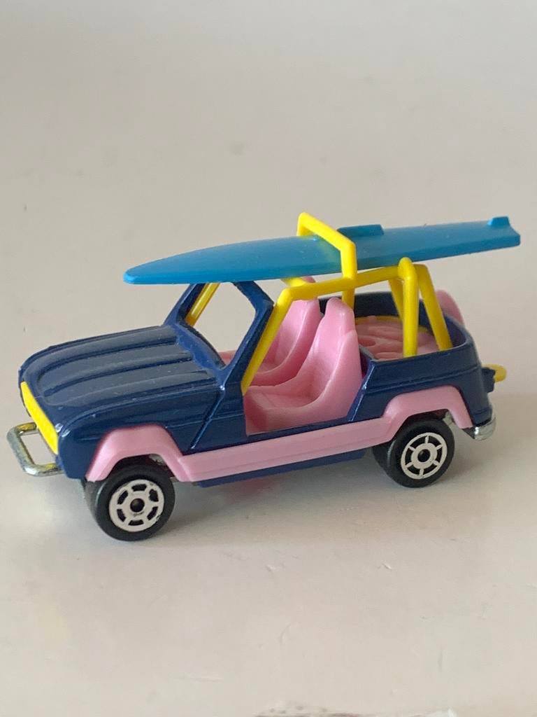 Bonte Renault met Surfplank  - Majorette Renault JP4., Ophalen of Verzenden, Zo goed als nieuw