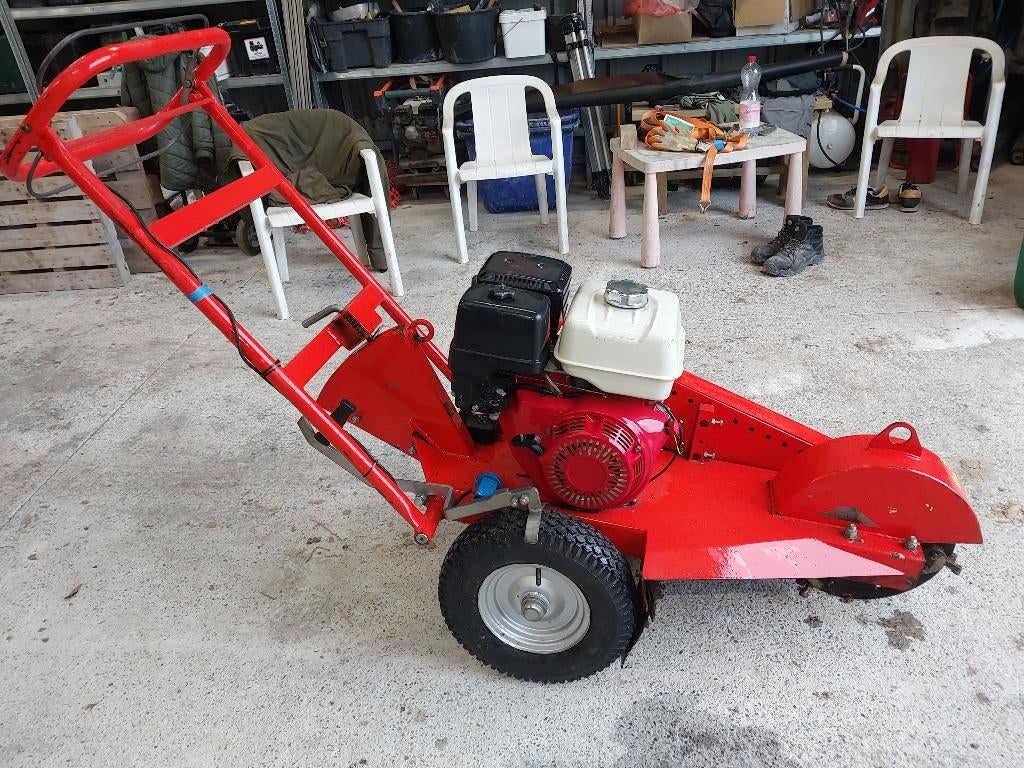 Rogneuse de souche, Ophalen, Snoeigereedschap