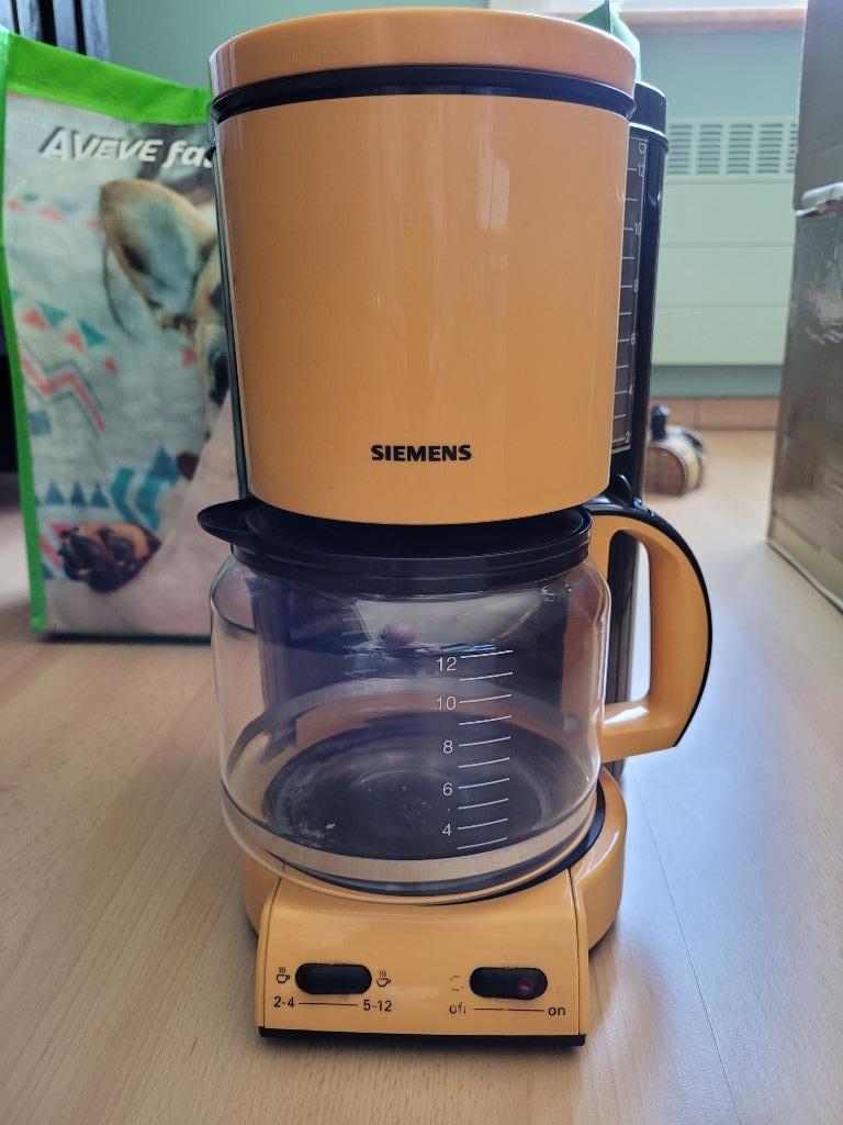 Koffiezetapparaat, Gebruikt, 10 kopjes of meer, Koffiemachine, Gemalen koffie