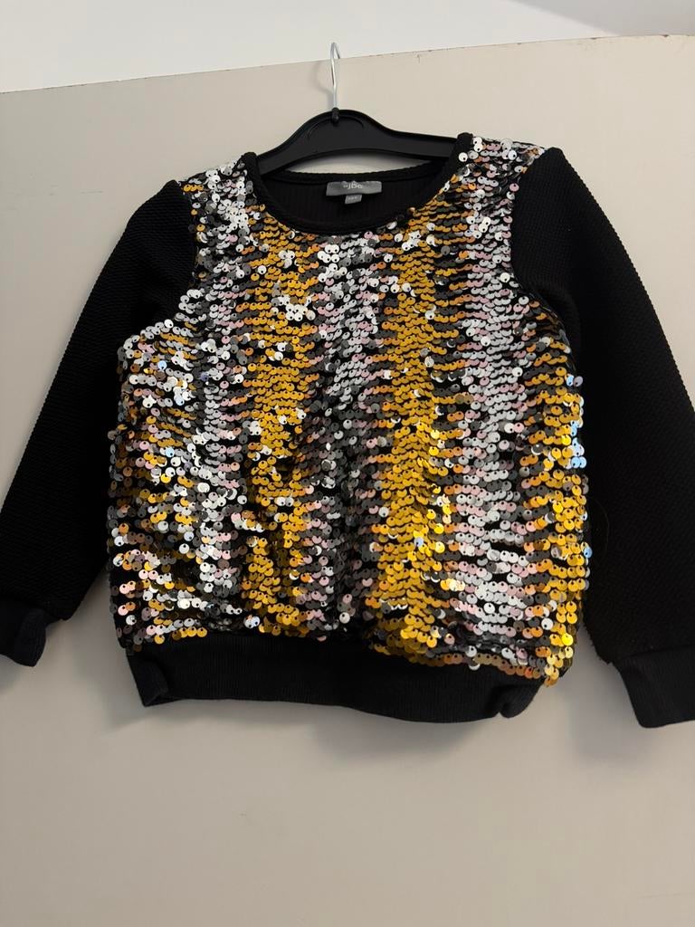 Pakket meisjeskleren maat 104, Ophalen, Zo goed als nieuw