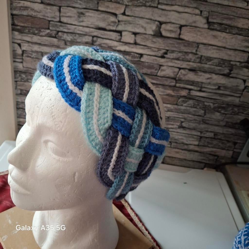 Mooie Haarband verschillende kleuren gehaakt, Kleding | Dames, Ophalen of Verzenden, Nieuw