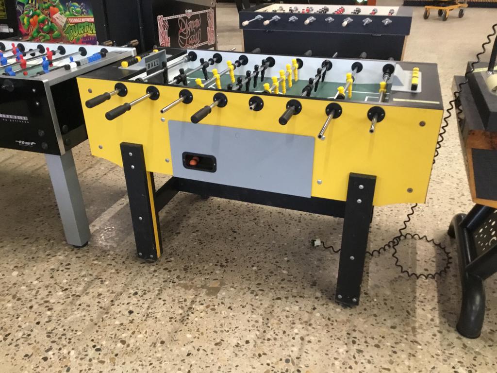 Baby-foot Tecball Kicker, Enfants & Bébés, Jouets | Tables de football, Utilisé, Enlèvement ou Envoi