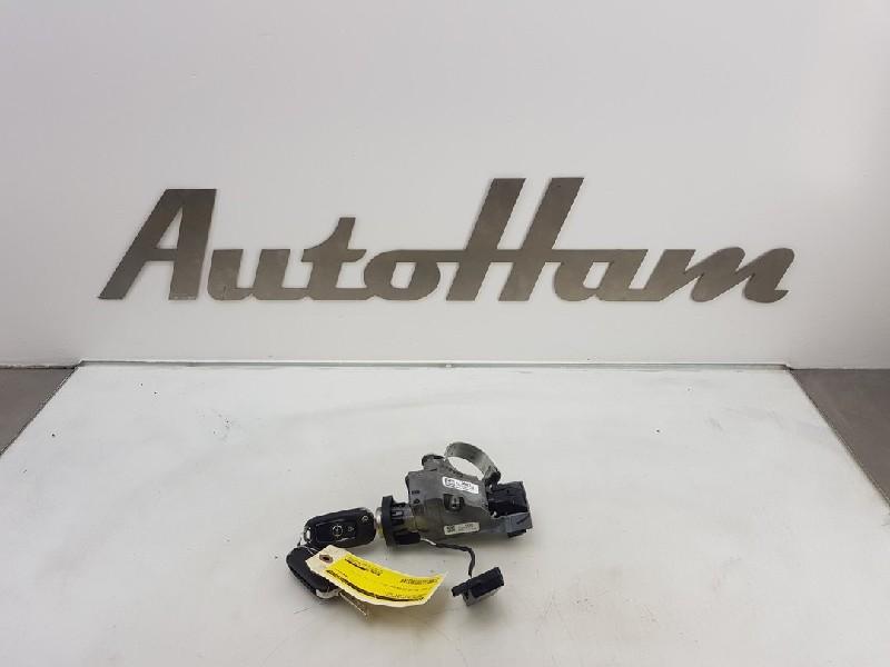 CONTACTSLOT + SLEUTEL Opel Astra K (|39079938|39079926|), Gebruikt, Opel