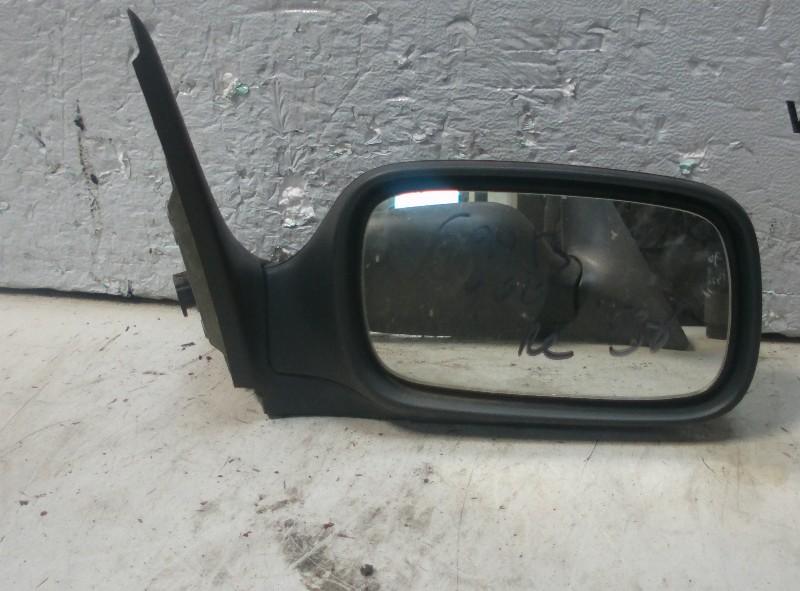 SPIEGEL RECHTS ELEKTRISCH Saab 900 II (01-1993/02-1998), Gebruikt, Info@VerberkAutodemontage.nl, Nijverheidstraat 1a 1a
5405 AJ  UDEN, NL