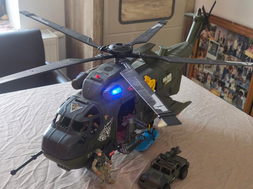 Helicopter 80 cm , maakt geluid en geeft licht, Enlèvement