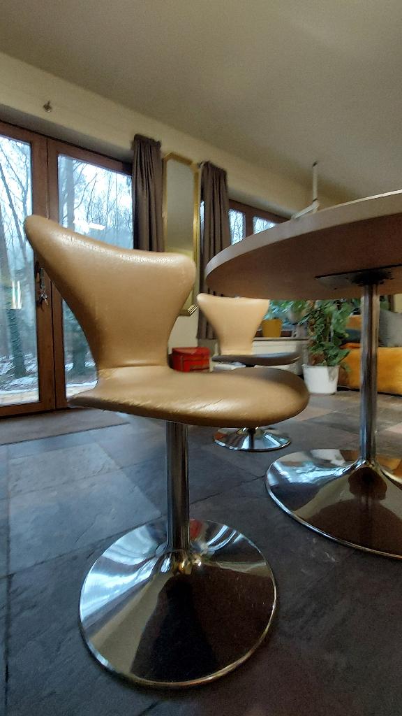 Vintage eettafel en stoelen, Huis en Inrichting, Tafels | Eettafels, Ophalen, Gebruikt, Rond, Retro vintage