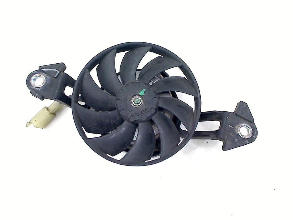 VENTILATOR Yamaha YZF R125 2014-2016 (YZF-R125 YZFR125), Dhr. S. di Majo, Gebruikt, Info@cama-motorparts.nl, P.J. Troelstraweg 8 8
3144 CX  MAASSLUIS, NL