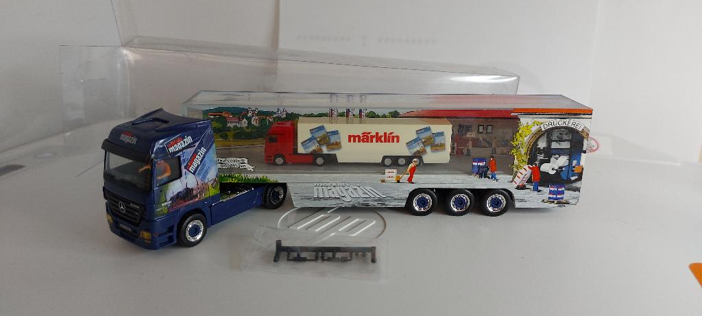 Marklin Mercedes Actros Marklin Magazin 2003, Analogique, Enlèvement ou Envoi, Comme neuf, Pont, Tunnel ou Bâtiment