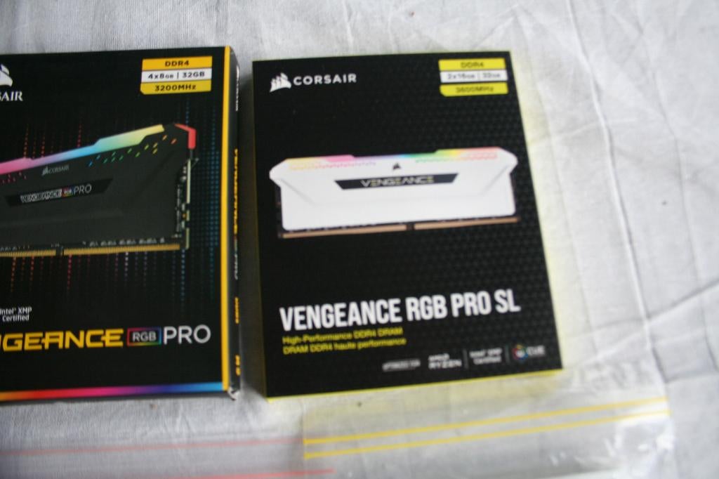 32GB (2x16GB) 3600MHz Vengeance RGB PRO SL, Enlèvement, DDR4