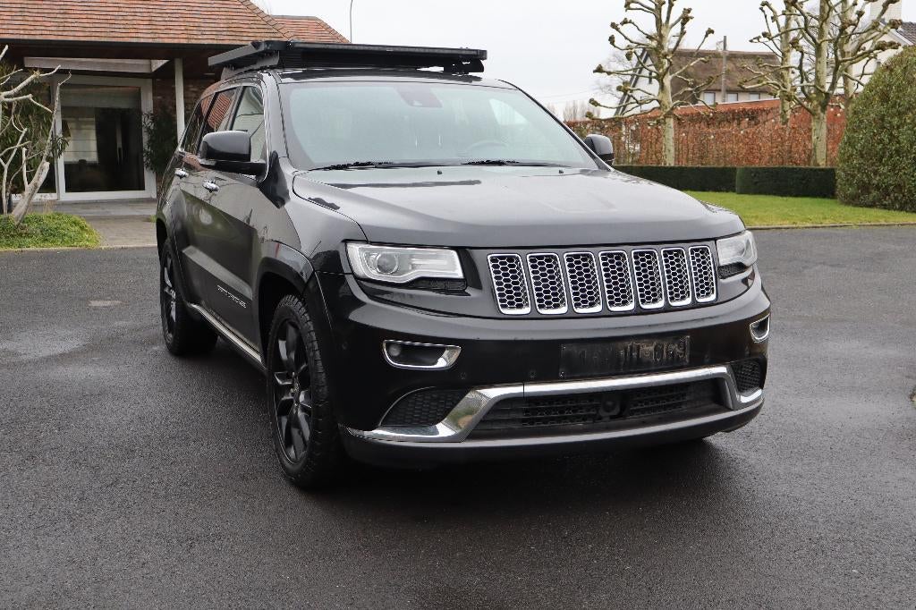 jeep grand cherokee 3.0D V6  motorproblemen, Auto's, Automaat, Euro 5, Zwart, Zwart