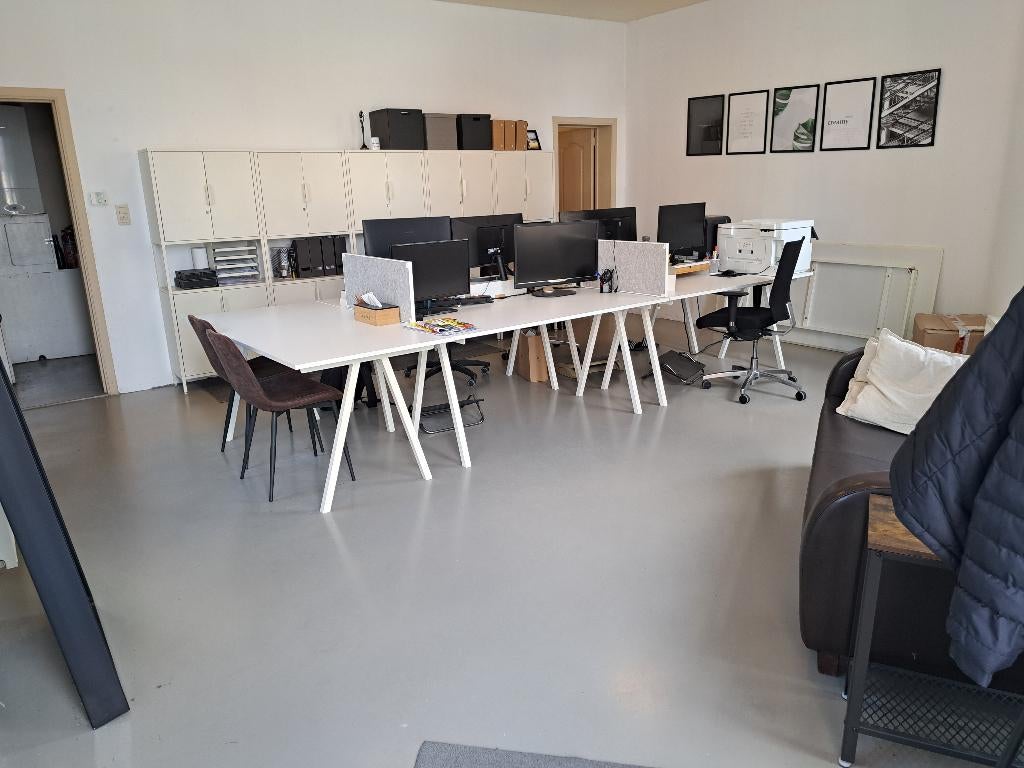 kantoor- of praktijkruimte met veel licht – Gent Dampoort, 50 m², Location, Cabinet