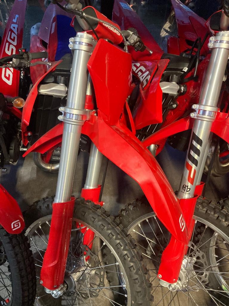 PROMOTION MOTOS GASGAS & HUSQVARNA, Entreprise, Sport, GAS GAS