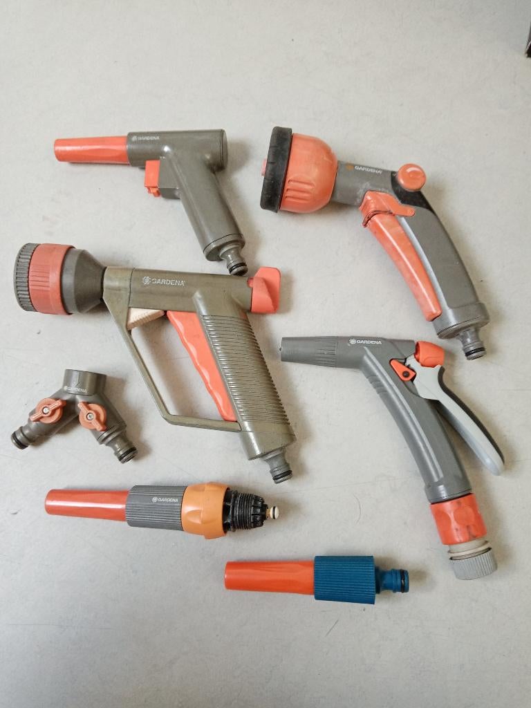 Pistolets, dispositifs Gardena pour tuyaux d'arosage, Enlèvement, Utilisé, Autres types