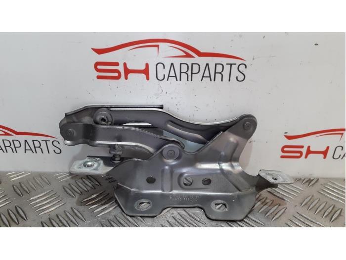 Motorkap Scharnier van een Mercedes A-Klasse, Auto-onderdelen, Overige Auto-onderdelen, Gebruikt, -, Ophalen of Verzenden, -