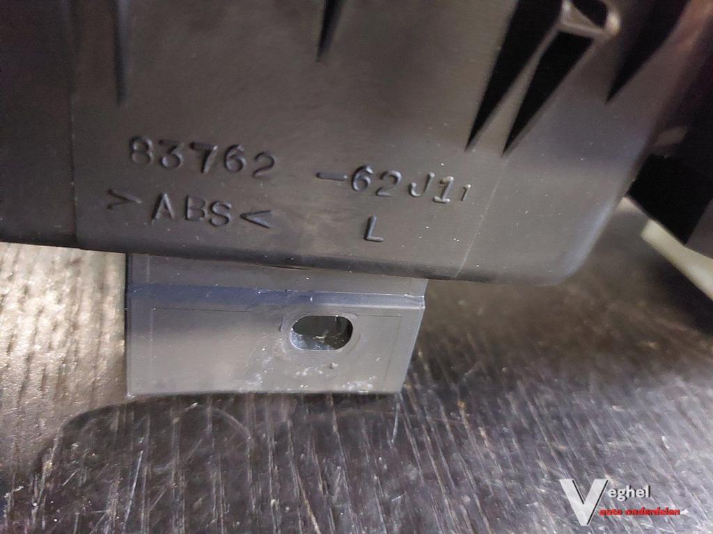 Suzuki Swift 5drs 1.3D raamschakelaar lv '08, Gebruikt, -, -, Ophalen of Verzenden