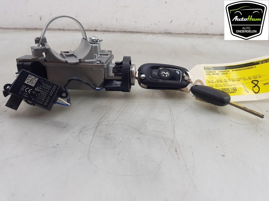 CONTACTSLOT + SLEUTEL Opel Astra K Sports Tourer, Gebruikt, Opel
