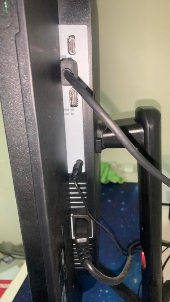 240 herz monitor, Computers en Software, Monitoren, Ophalen