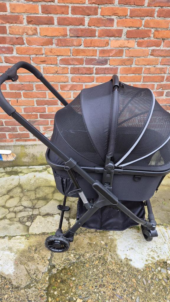 Poussette pour chien, Enfants & Bébés, Buggys, Enlèvement, Comme neuf