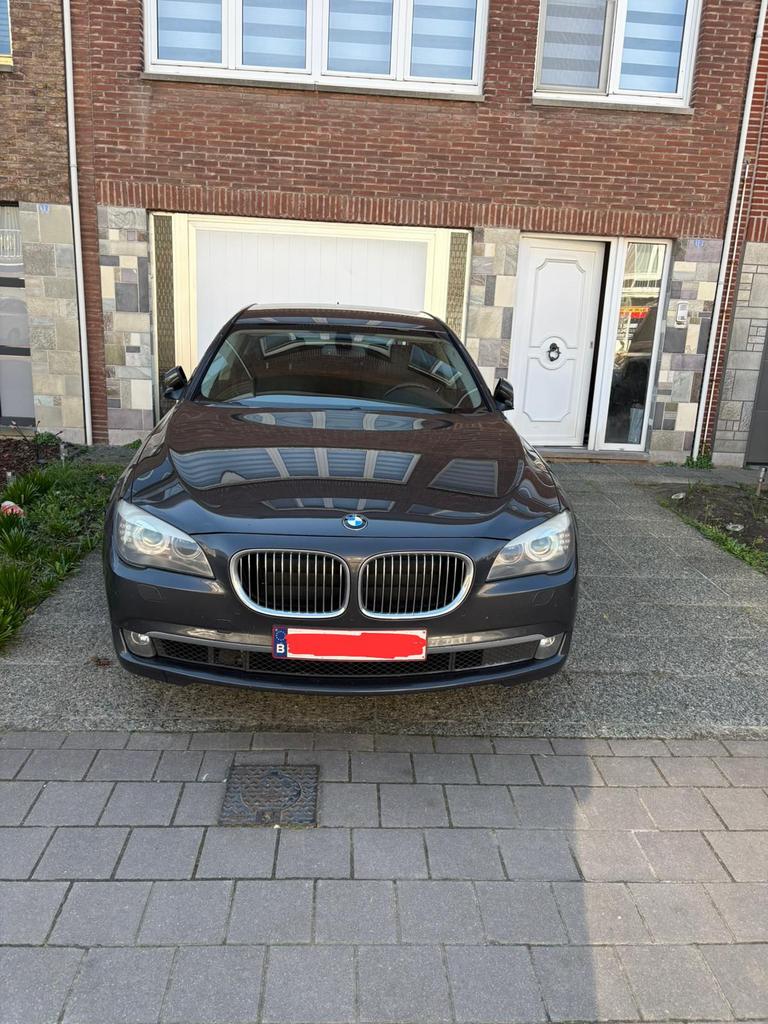730D 192.500km, Auto's, BMW, Automaat, Euro 5, Achterwielaandrijving, Zwart
