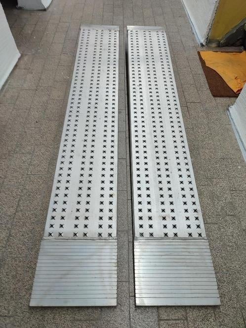 rampes, rampes, Enlèvement, Comme neuf