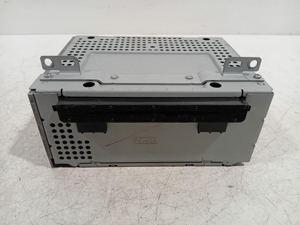 Cd speler Ford Focus, Ophalen of Verzenden, Van der Ven Autorecycling B.V., Onderdelen@venauto.nl, Ettenseweg 76, 4706 PB Roosendaal, The Netherlands