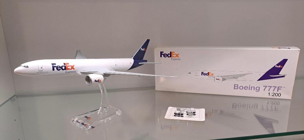 Boeing 777F de FedEx 1:200 Hogan, Enlèvement ou Envoi, Neuf, Modèle réduit