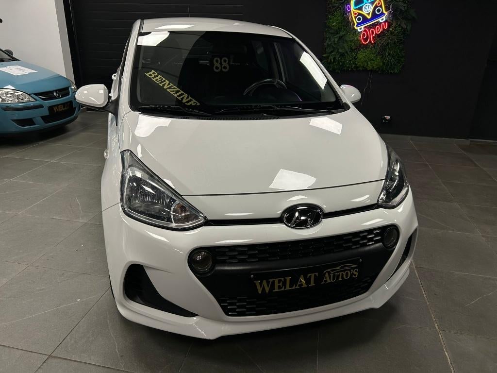 HYUNDAI i10 BENZINE 2017 TOPSTAAT, Auto's, Hyundai, Bluetooth, Wit, Bedrijf, I10