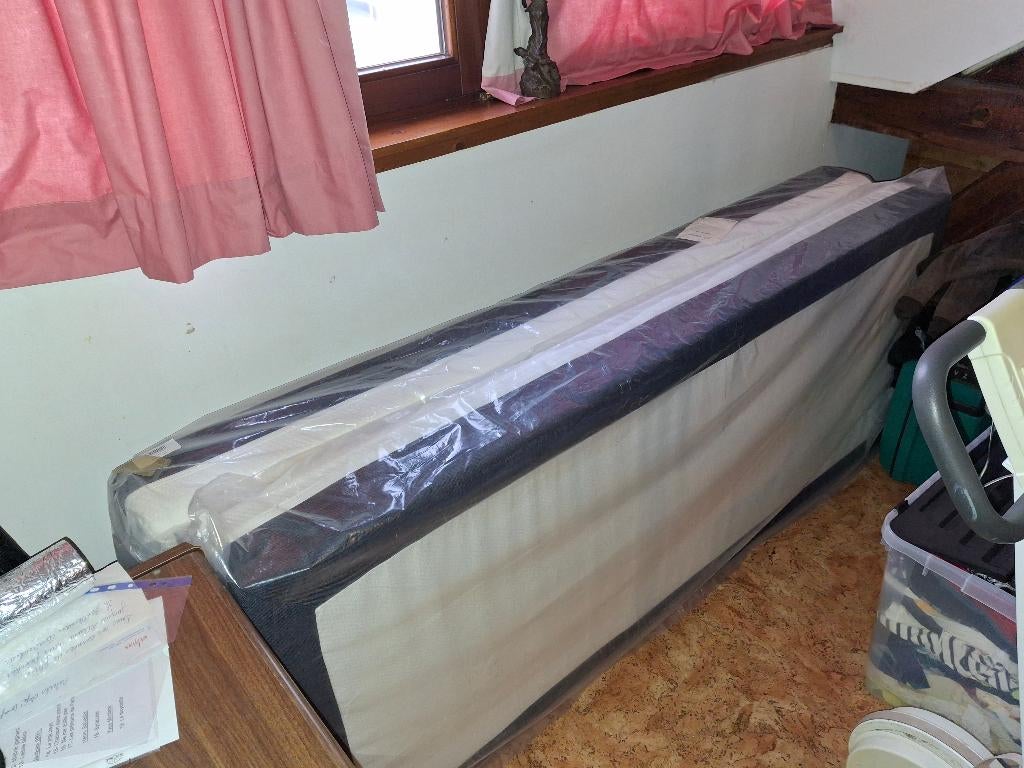2 matelas neufs, Neuf, Matelas, 200 cm, Deux personnes