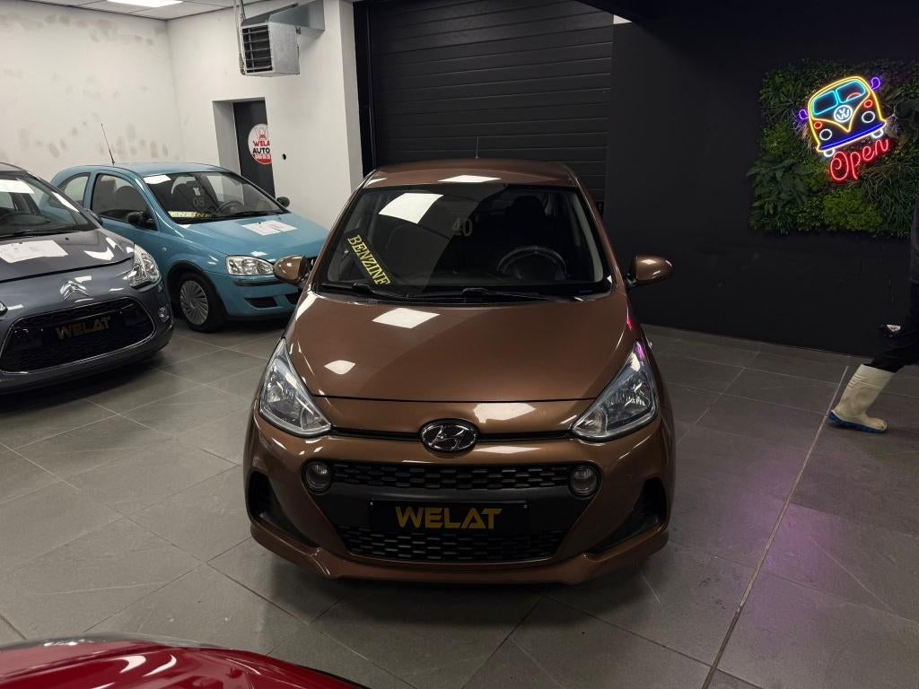 HYUNDAI i10 BENZINE 2018/EURO6/TOP STAAT, Auto's, Hyundai, Bluetooth, Bruin, Bedrijf, I10