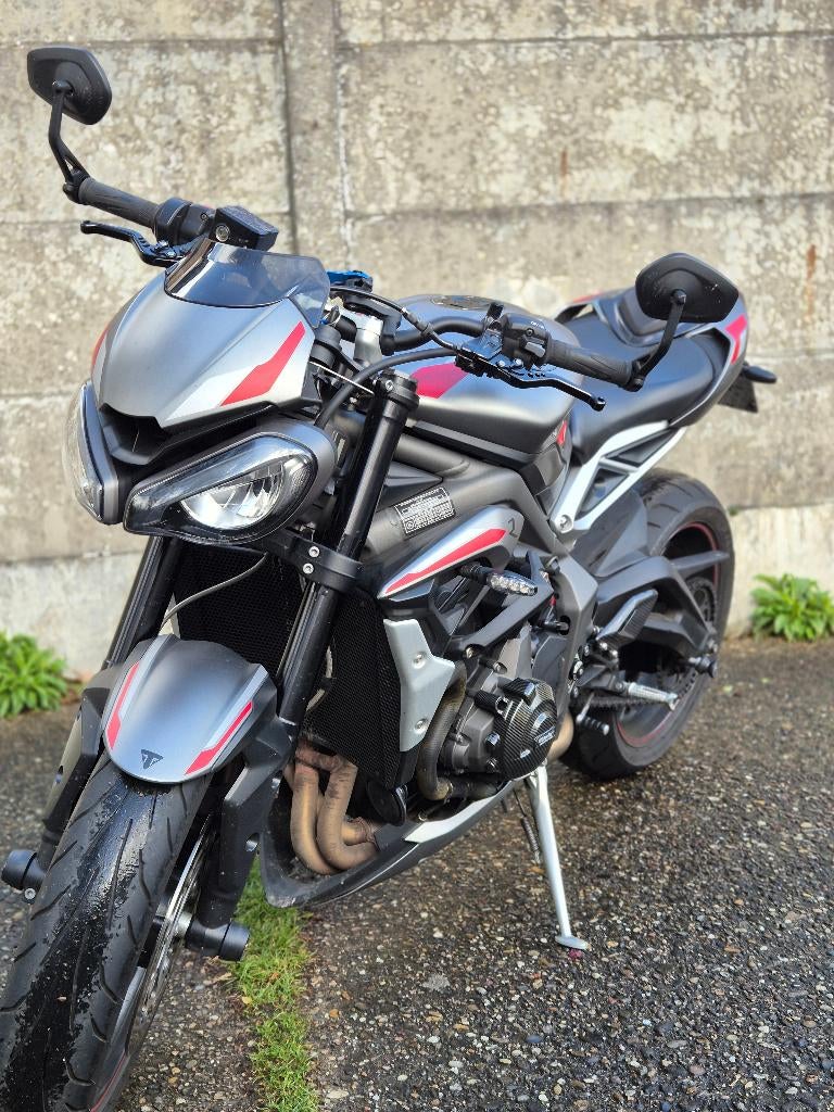 Triumph Street Triple R, Échappement sport, Permis Moto A, Plus de 35 kW, Particulier