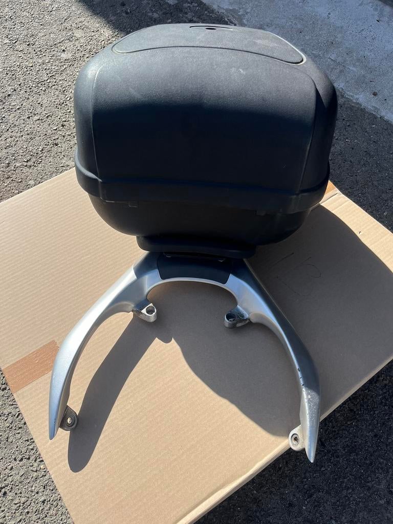 Piaggio new fly achter vleugel met koffer, Fietsen en Brommers, Brommeronderdelen | Scooters, Piaggio, Ophalen