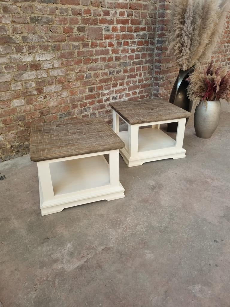 Massief houten bijzettafelje art:90/26.4, Ophalen, Zo goed als nieuw, Belgie, Belgie