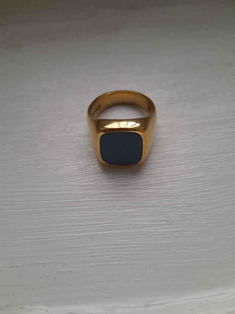 Zegelring met blauwe lagensteen - 12 gram, Handtassen en Accessoires, Ringen, 18 tot 19, Verzenden, Zo goed als nieuw, Dame of Heer