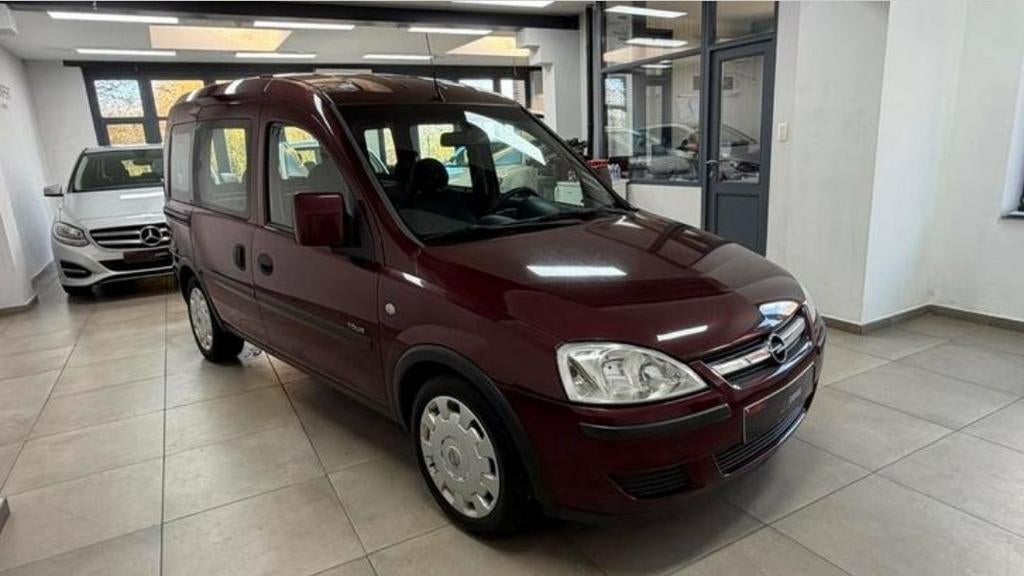 Opel combo 1.4 essence 110.994km 12 mois de GARANTIE, Autos, Opel, Achat, Entreprise, Boîte manuelle, 5 portes