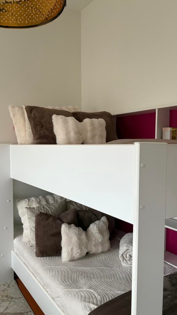 Stapelbed jongens en meisjes, Ophalen, Zo goed als nieuw, Stapelbed