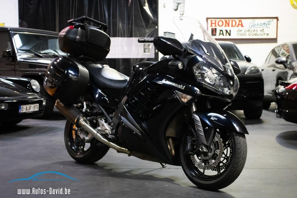 Kawasaki GTR 1400 ABS / HANDVAT VERWARMING / KTRC / KOFFERS, Motoren, Motoren | Kawasaki, 4 cilinders, Motorrijbewijs A, Bedrijf
