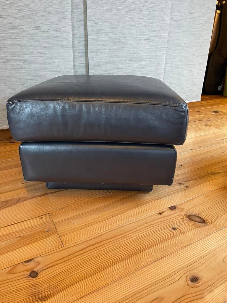 Pouf en cuir, Comme neuf, Cuir