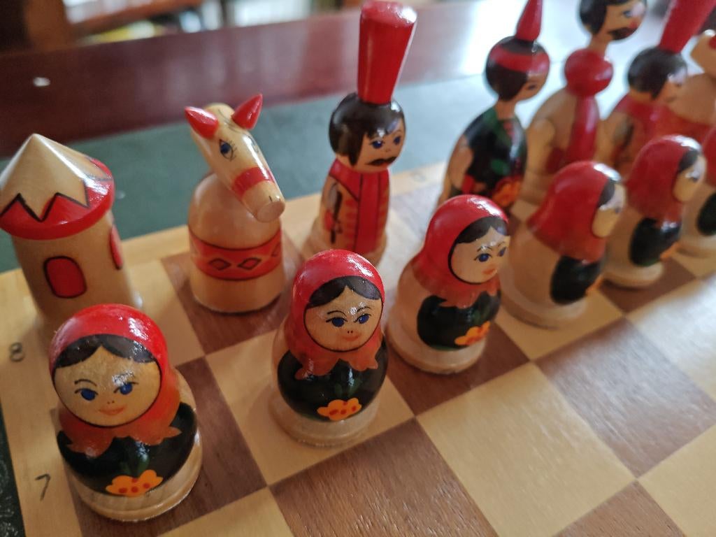 schaakbord schaakspel USSR, zeldzaam, Hobby & Loisirs créatifs, Jeux de société | Jeux de plateau, Utilisé, Enlèvement ou Envoi