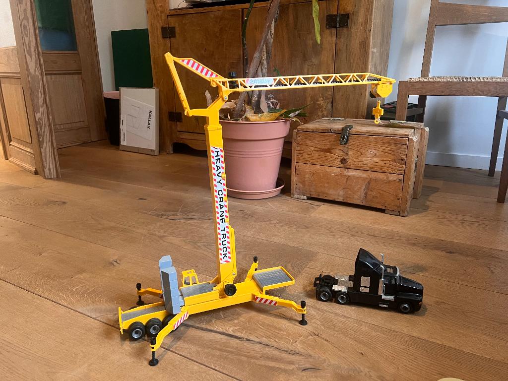 Kraan en truck, Ophalen of Verzenden, Gebruikt