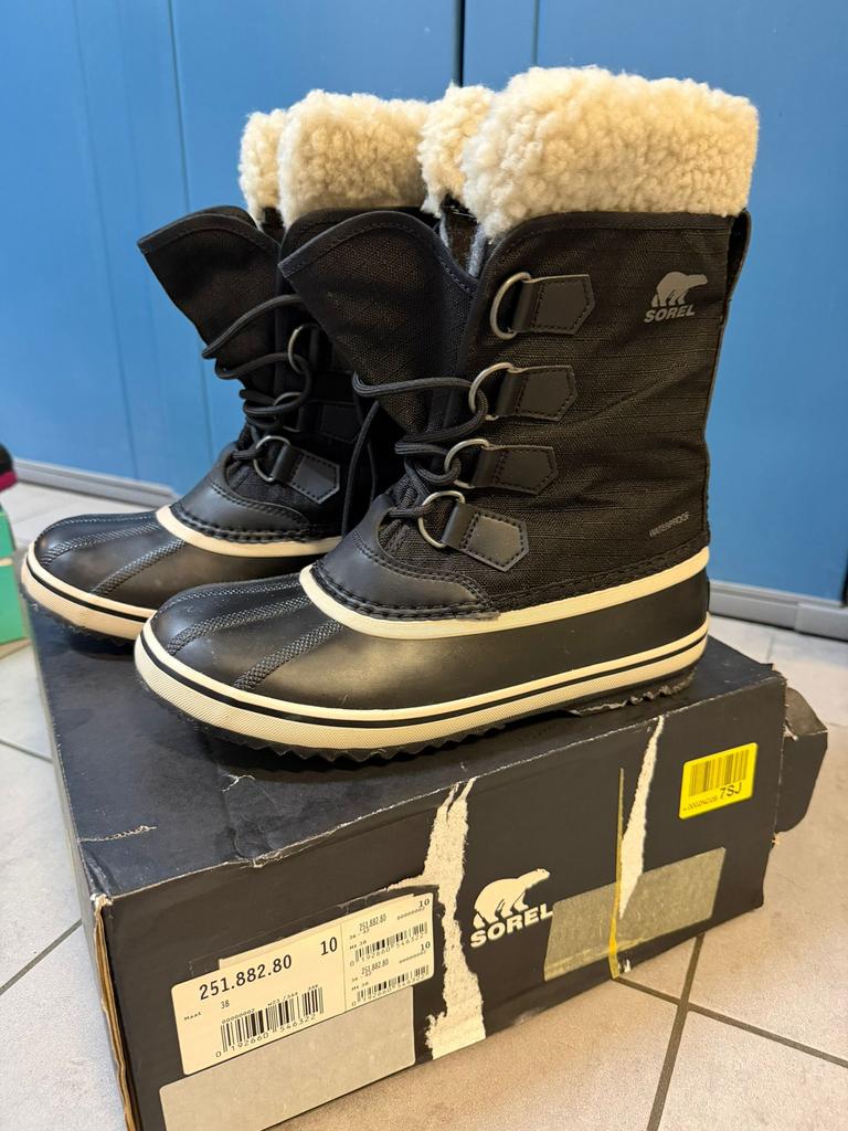 Snowbones Sorel taille 38 neuf, Enlèvement, Comme neuf, Taille 38/40 (M)