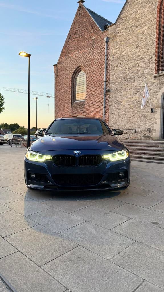 340i M Pakket, Automaat, Achterwielaandrijving, 1800 kg, Blauw